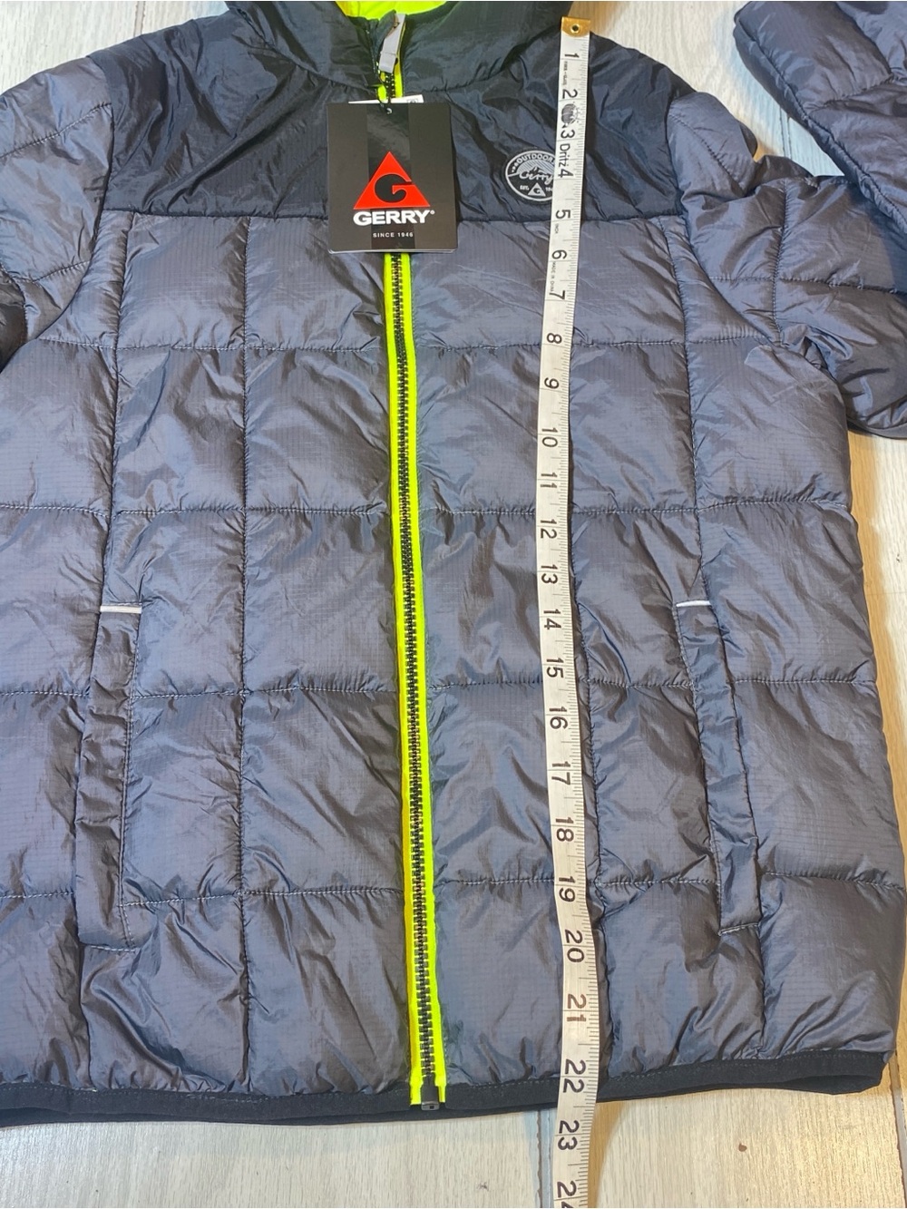 Gerry Boys Torque Puffer Jacket Hooded Iron Gray Neon Lime M (10-12) NWT - Picture 9 of 11